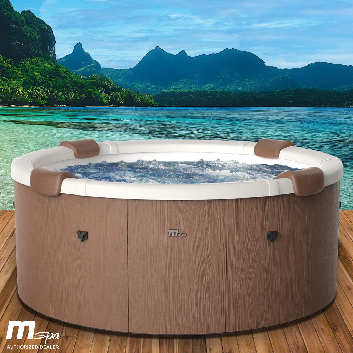 Runder brauner Whirlpool mit weißem Rand und integriertem Sprudelbad auf Holzdeck vor tropischer Kulisse.