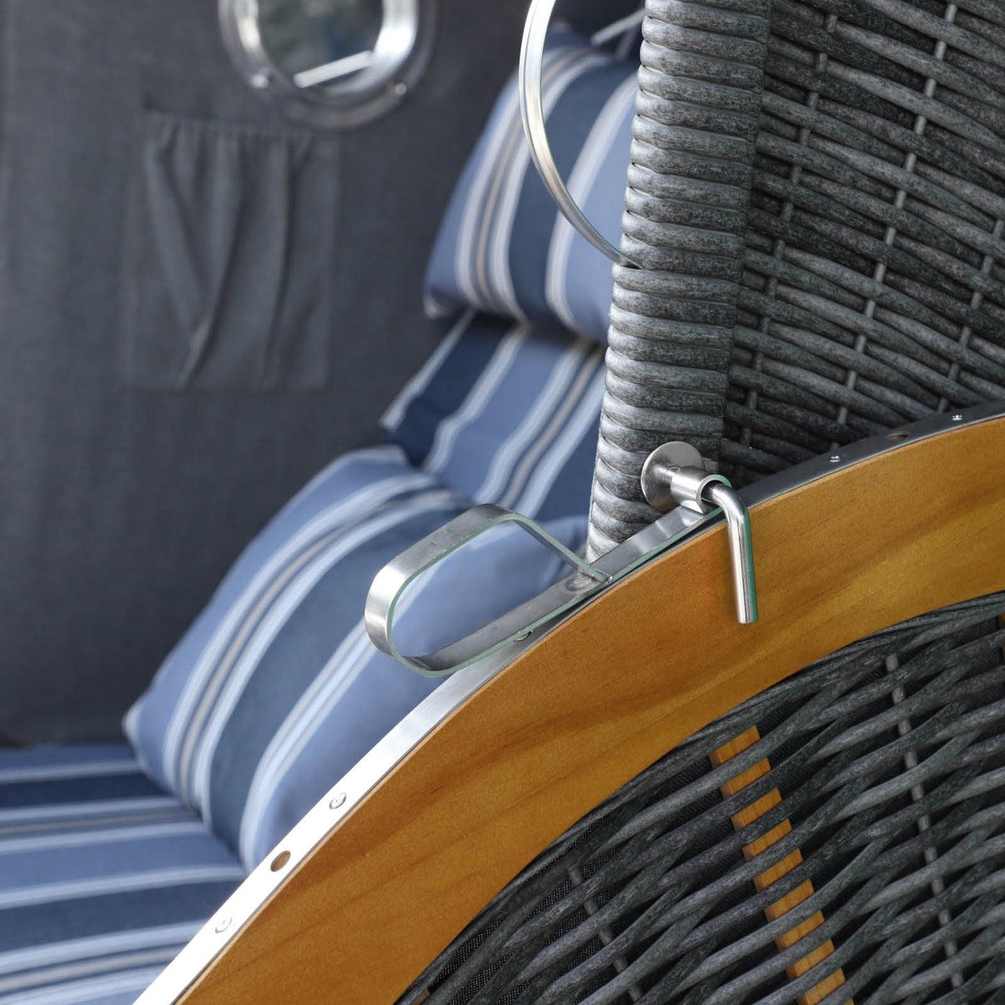 Strandkorb OCEAN VIEW Prestige grau / blau / beige gestreift