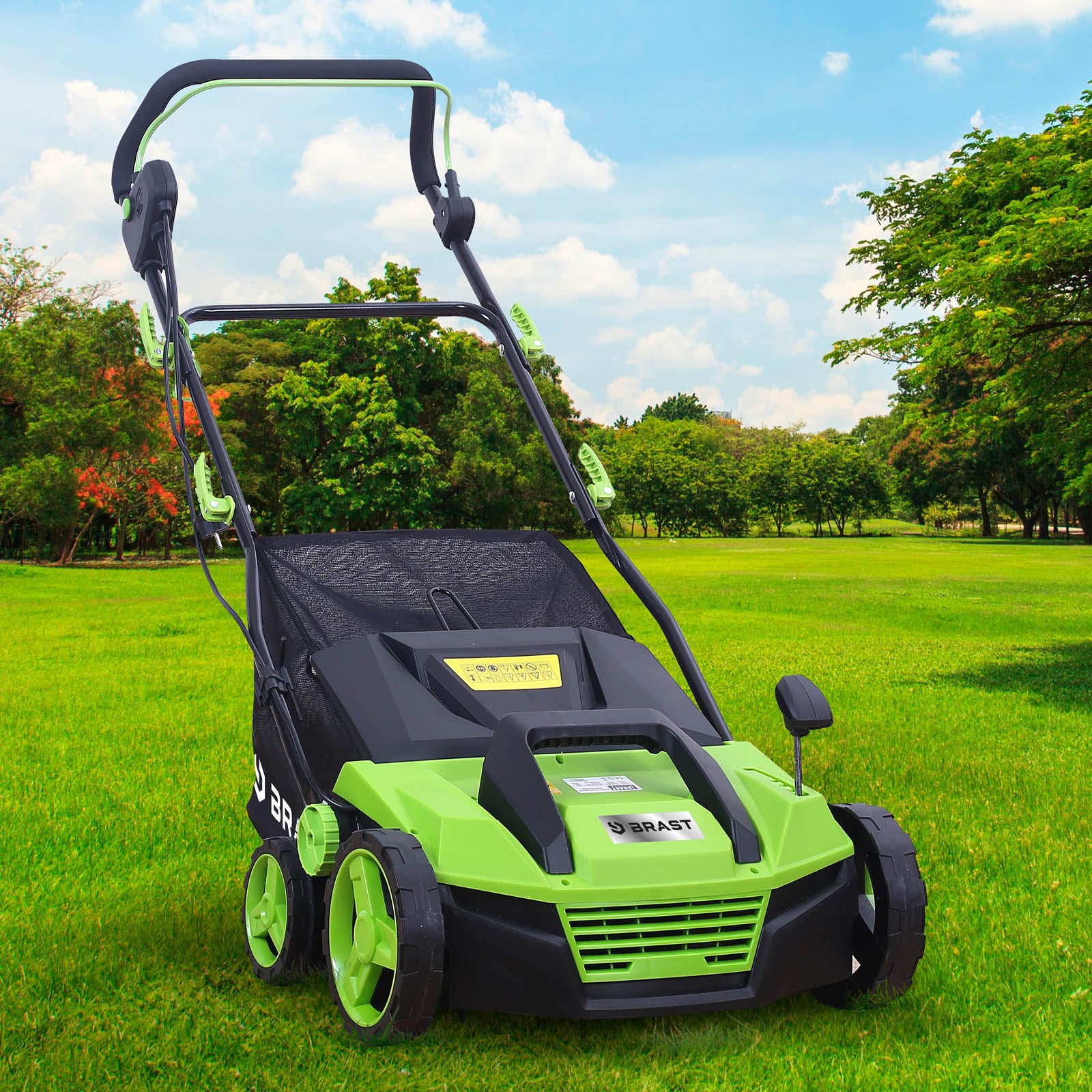 Grüner BRAST 2in1 Elektro Rasenvertikutierer mit Radantrieb und Fangkorb, Garten Vertikutierer.