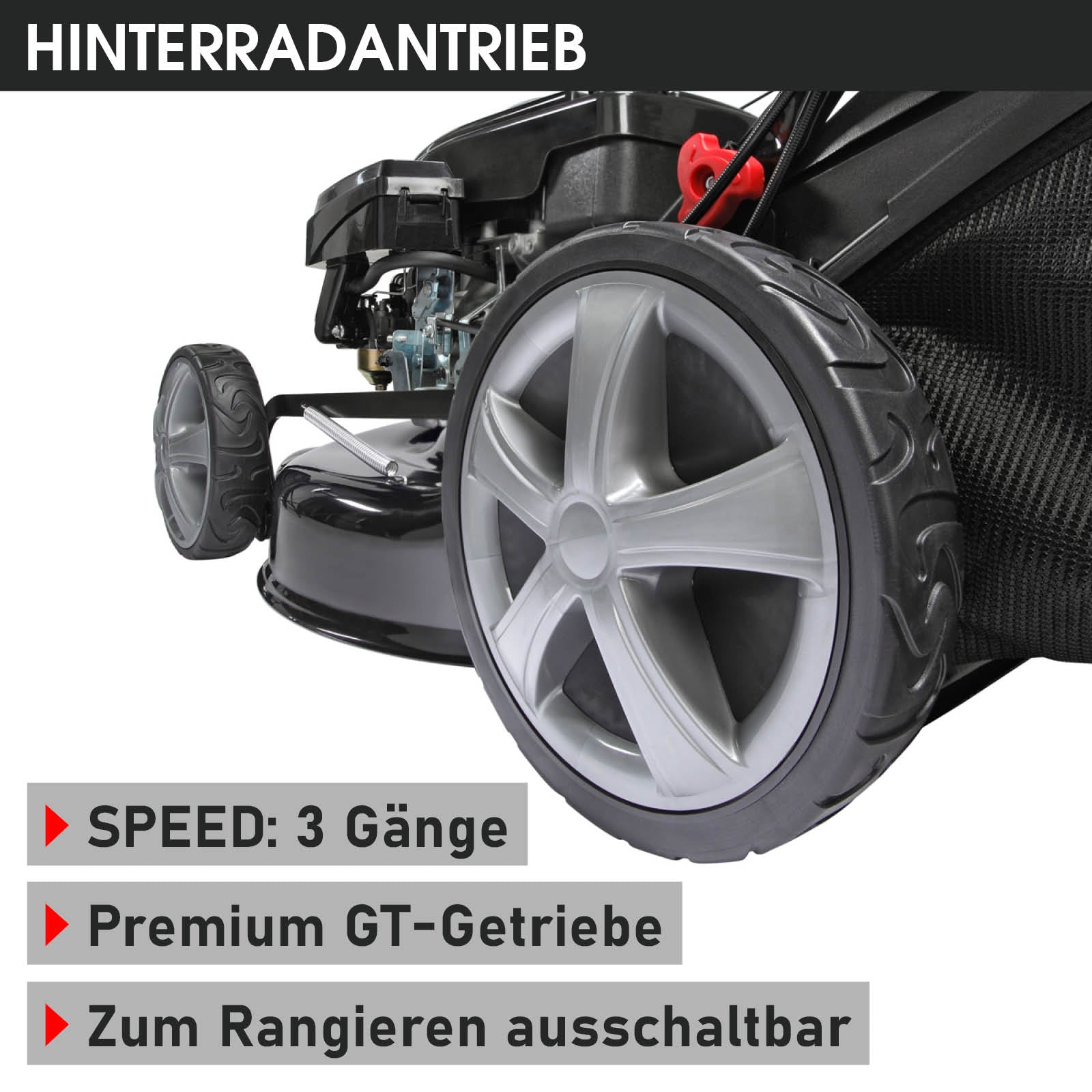 Schwarzer Benzin-Rasenmäher mit großem Hinterradantrieb und silbernen Speichenrädern.