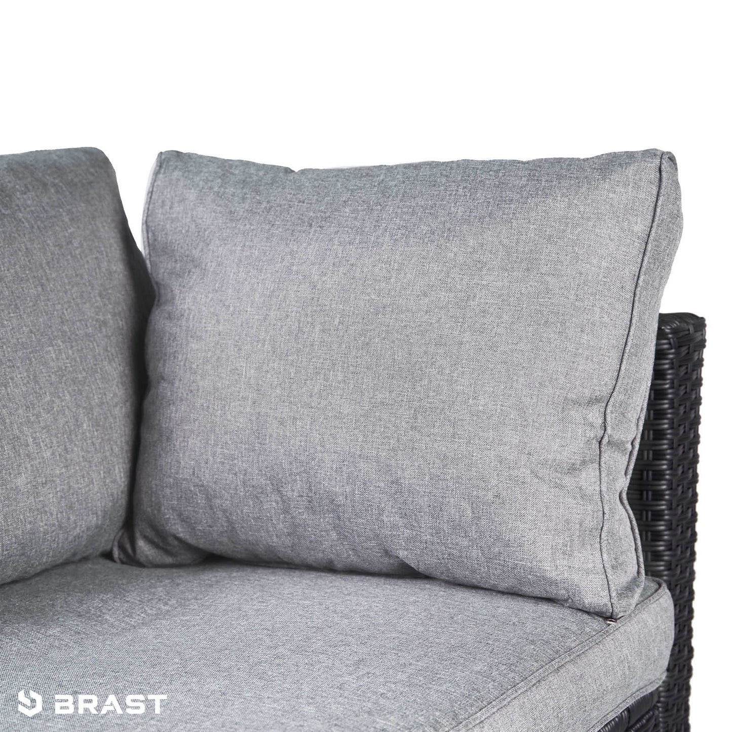 Schwarze Polyrattan Lounge-Gartenmöbel mit grauem Kissen, modernes Loungemöbel Set.