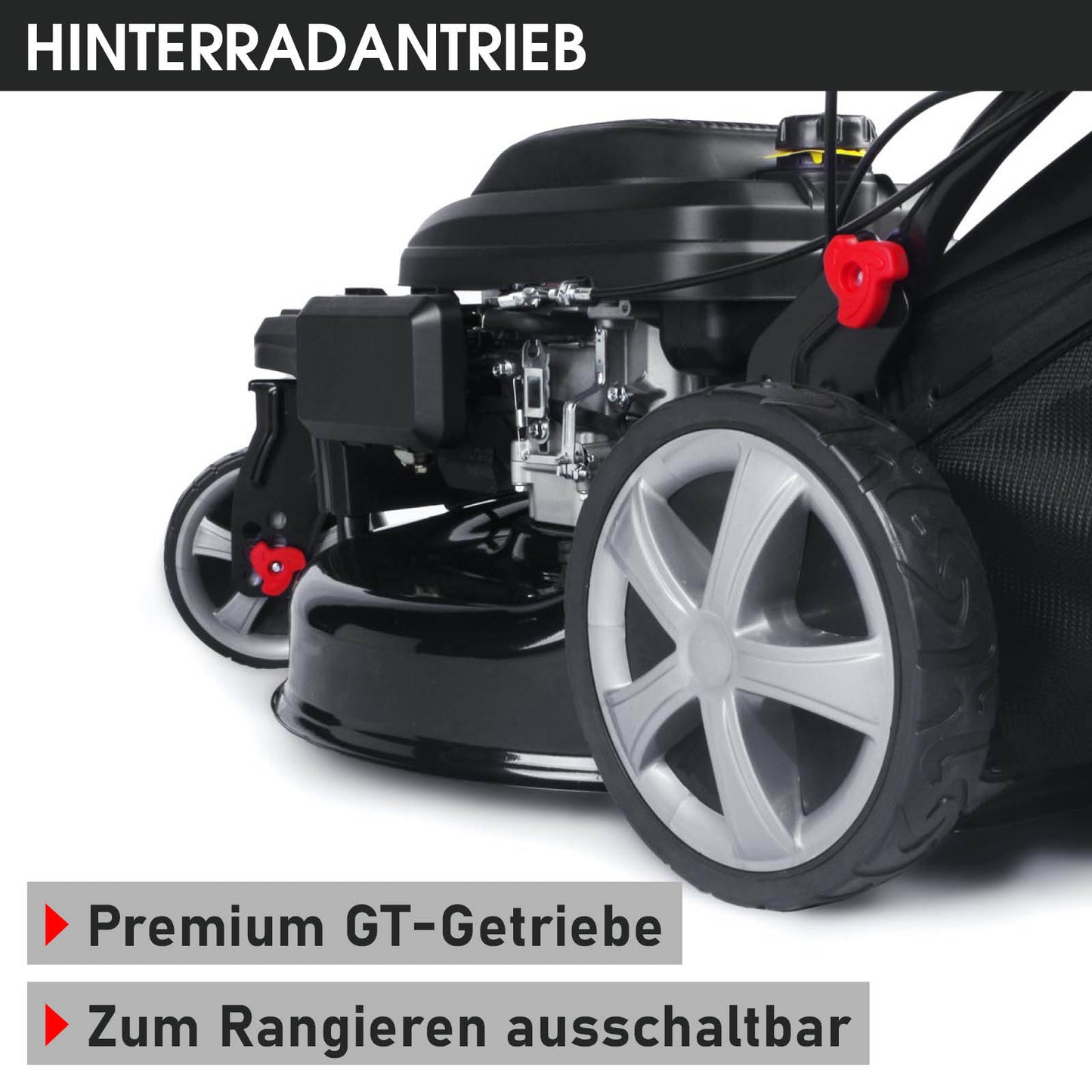 Schwarzer Benzinrasenmäher mit großem grauen Hinterrad, Antriebsmechanismus und rotem Bedienhebel.