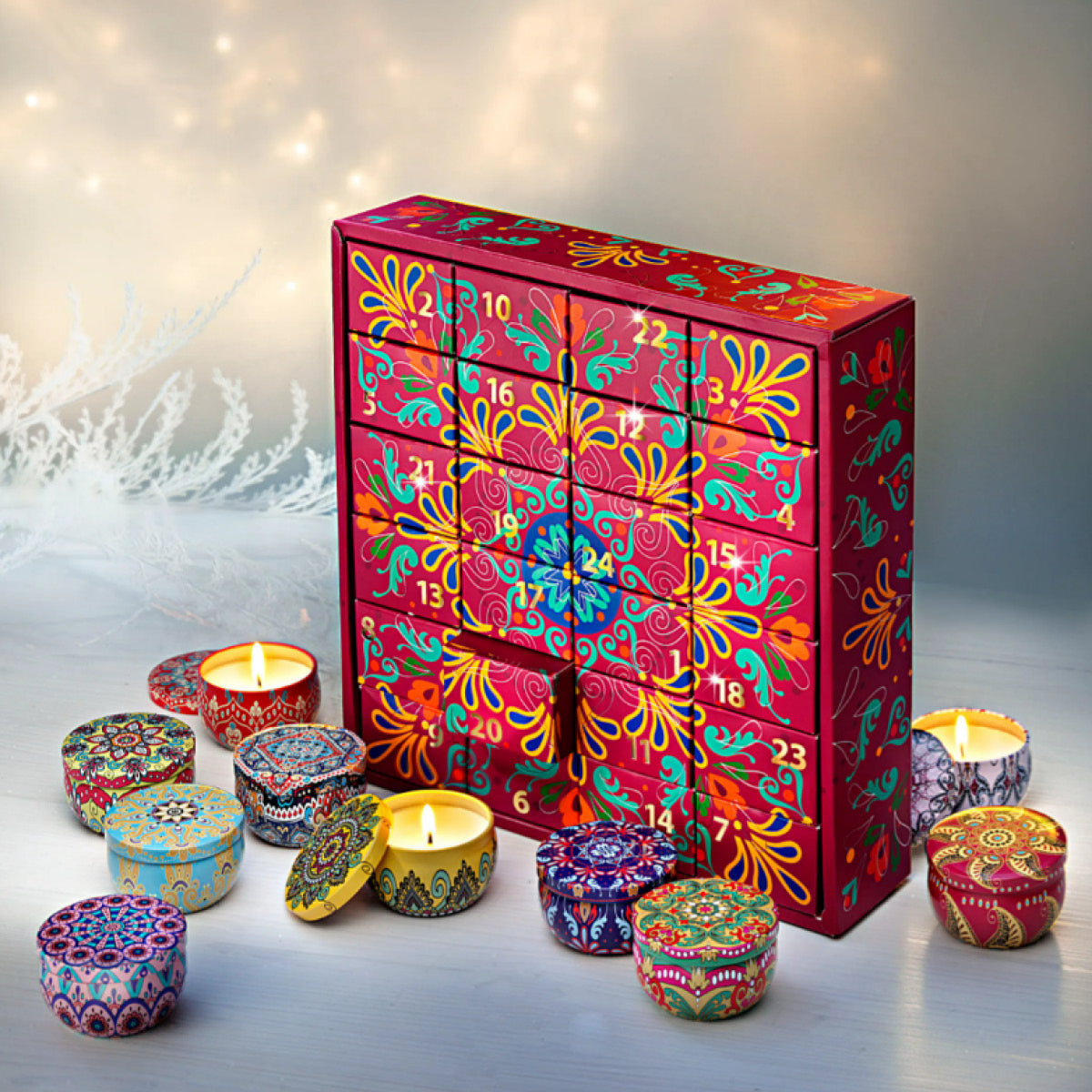 Adventskalender mit 24 Duftkerzen, die für wohlige Atmosphäre in der Adventszeit sorgen