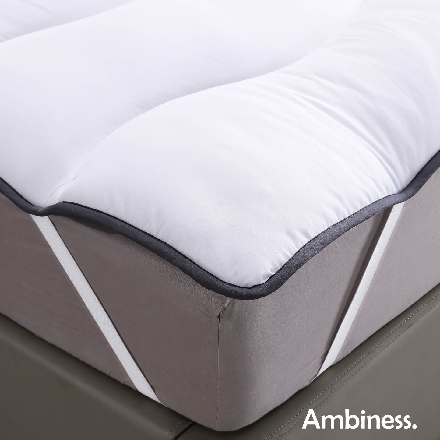 Weißer 7cm Matratzentopper mit elastischen Bändern, Matratzen Topper für 80x200 Betten.
