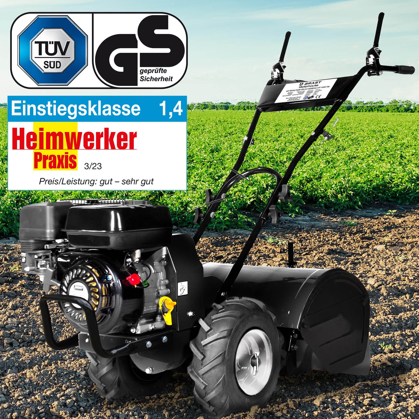 Schwarze Motorhacke mit Benzinmotor, großen Reifen und Gartenfräse Pflugaufsatz auf Ackerboden.